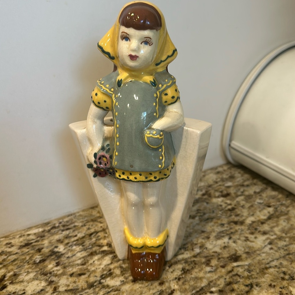 Vintage Weil Ware Ceramic Pottery Girl in Bonnet Flower Holder